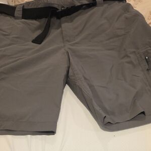 Columbia Men's Gray Outdoor Hybrid Shorts